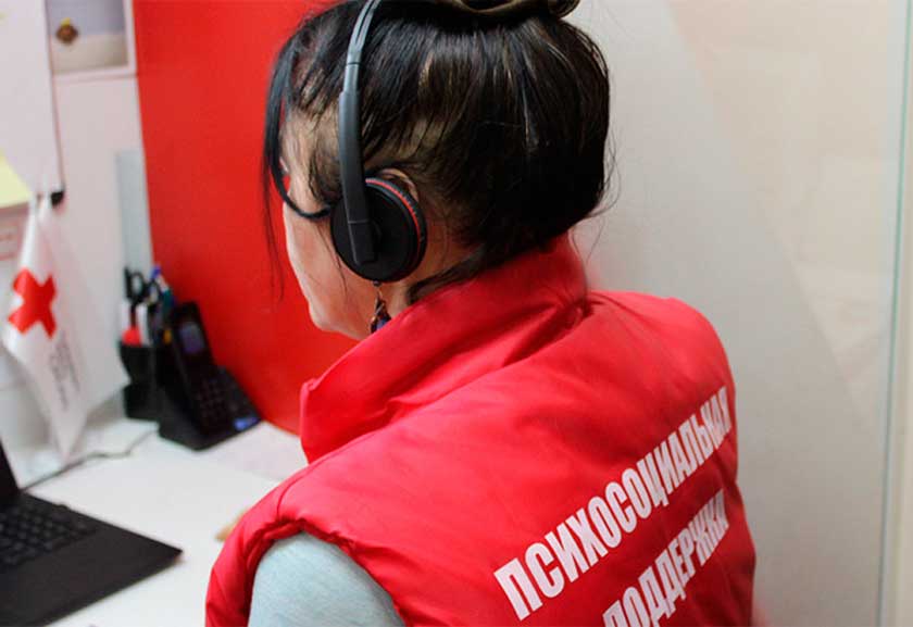 За год работы инфолинии Белорусского Красного Креста в условиях COVID-19 поступило 2,3 тыс. звонков