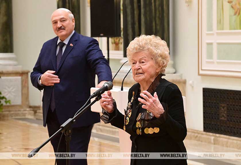 Александр Лукашенко поздравил ветерана Великой Отечественной войны Валентину Баранову с 100-летним юбилеем