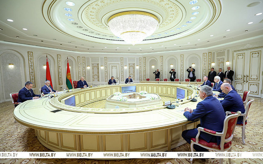 Александр Лукашенко: Беларусь и Челябинская область торгуют на полмиллиарда долларов в год, но есть над чем работать