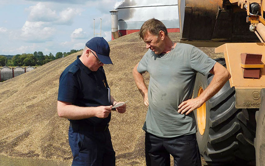 Качество, дисциплина, безопасность. Как прокуратура контролирует жатву в Гродненской области 