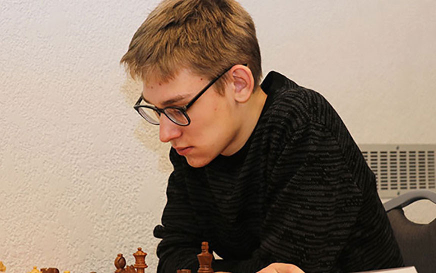 Белорус Лазавик выиграл престижный шахматный турнир в Абу-Даби