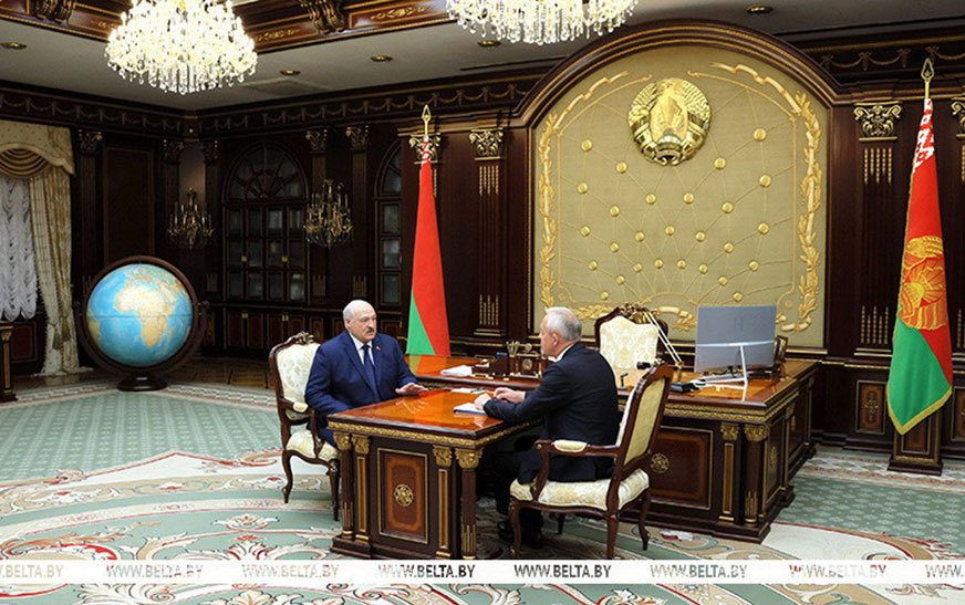 Общение с людьми, законопроекты, продвижение интересов страны. Александр Лукашенко принял с докладом Сергеенко