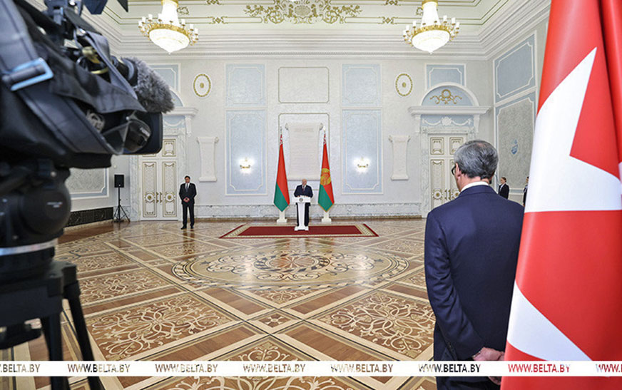 Александр Лукашенко принял верительные грамоты послов зарубежных стран