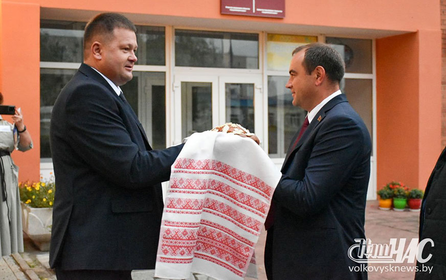 Фотофакт. Делегация Дятловского района прибыла в Волковыск на областные «Дажынкi»