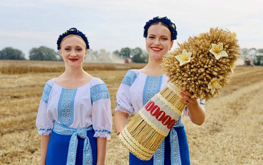 Поздравление Гродненского областного исполнительного комитета и Гродненского областного Совета депутатов с праздником труженников села «Дажынкі-2025»