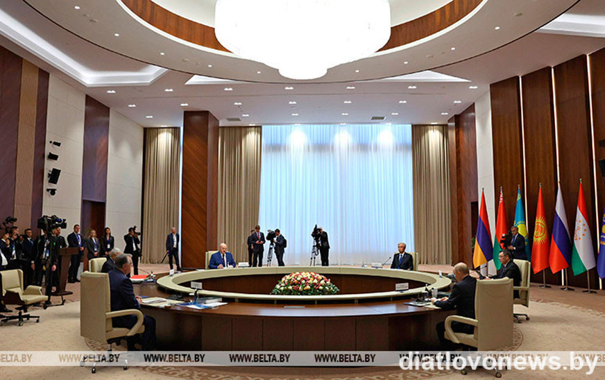 Лукашенко принимает участие в саммите ОДКБ в Бишкеке