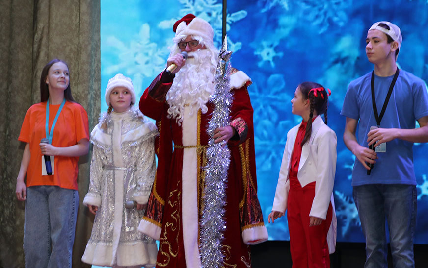 Акцыя “Нашы дзеці”. Юных дзятлаўчан чакаюць цуды, падарункі, добры настрой