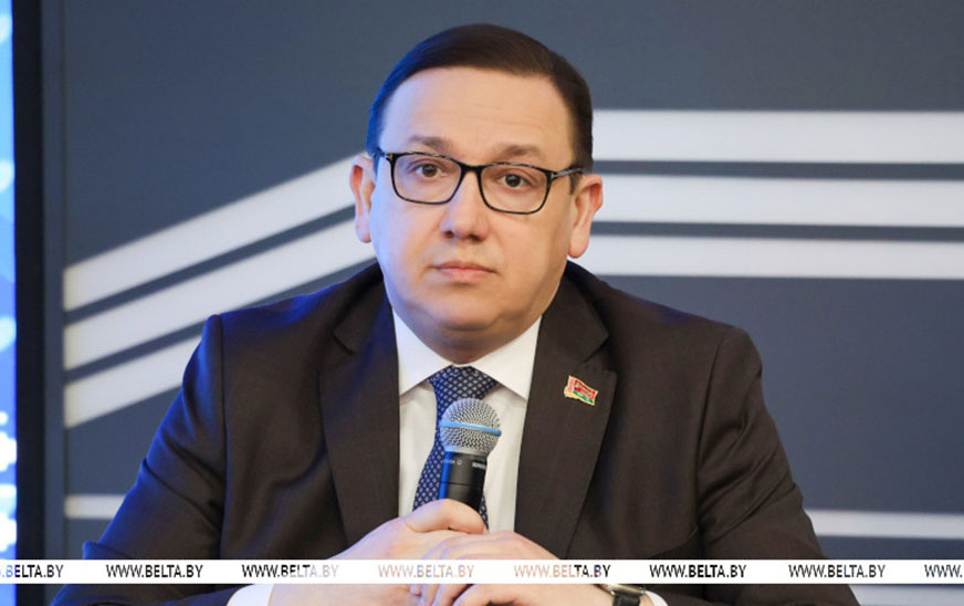 Скорость и компетентность. Перцов расставил акценты в работе ответственных за СМИ в госорганах