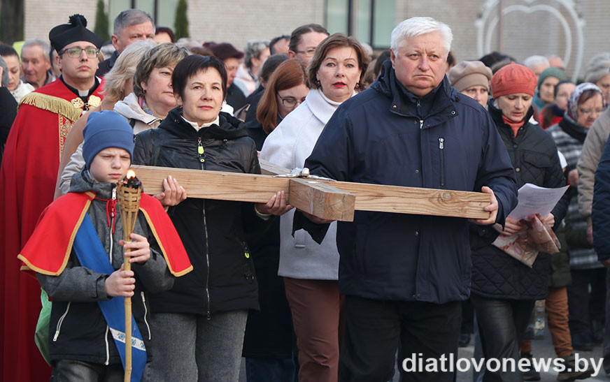 Крыжовы шлях вуліцамі Дзятлава