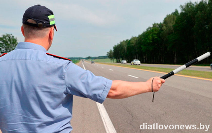 Во время управления транспортным средством не отвлекаться от управления!