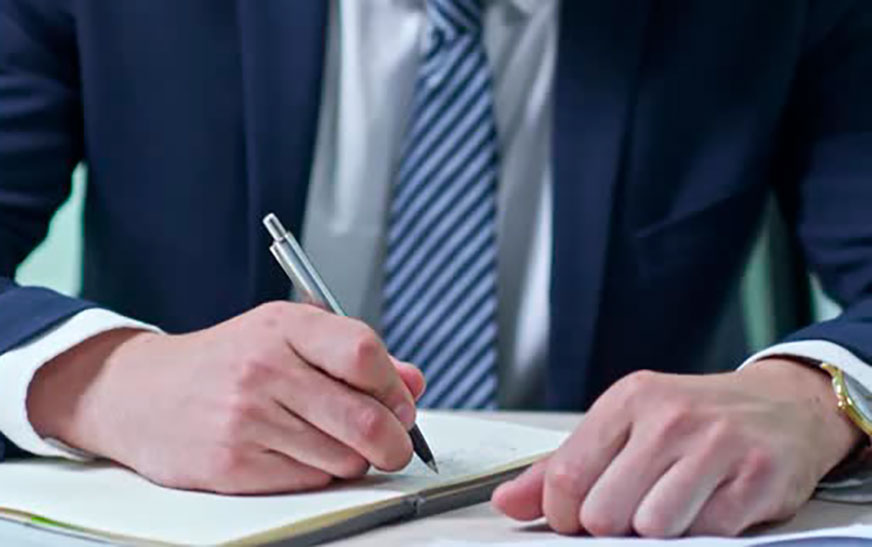 Депутаты едут в округа!