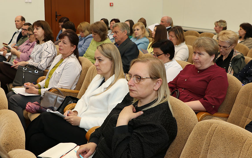 Летнікі для школьнікаў – тэматычныя, працоўныя, абавязковыя