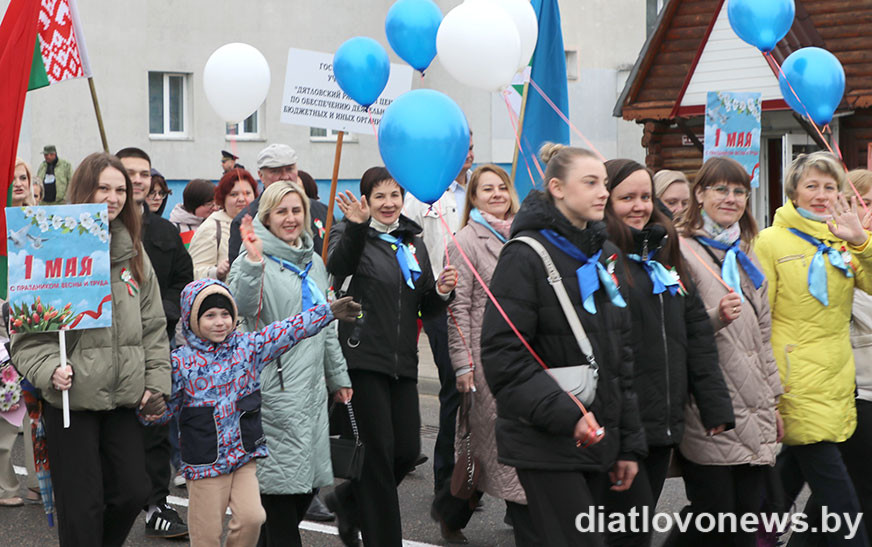 Дзятлаўчане сустракаюць Першамай
