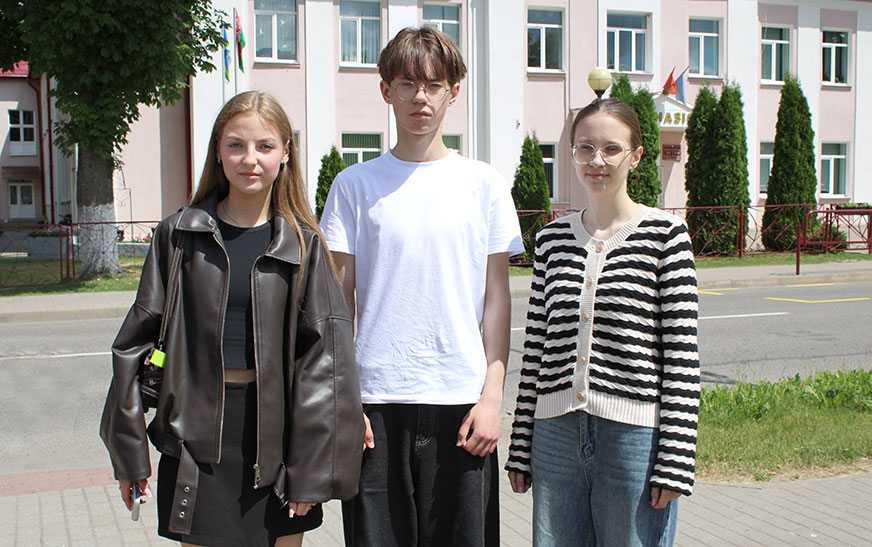 Бліц-апытанне. Веды на ўсе сто: у гімназістаў максімальныя балы па ЦЭ