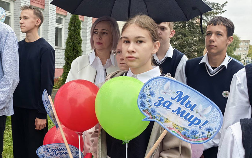 Да святочных мерапрыемстваў, прысвечаных Дню народнага адзінства, далучыліся сельскія выканаўчыя камітэты