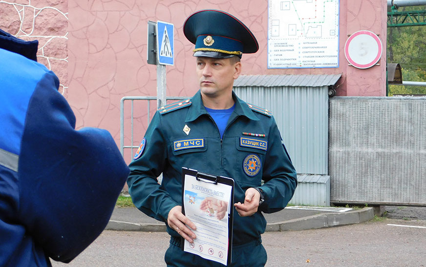 «За безопасность вместе». Дворовой сход в Поречье